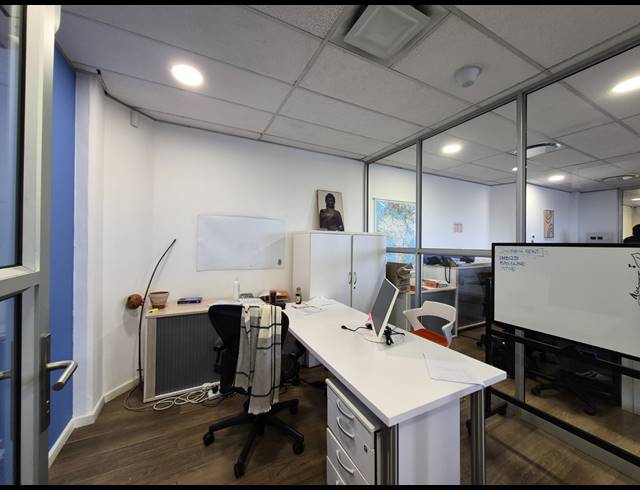 285M² OFFICE TO LET IN ROSEBANK